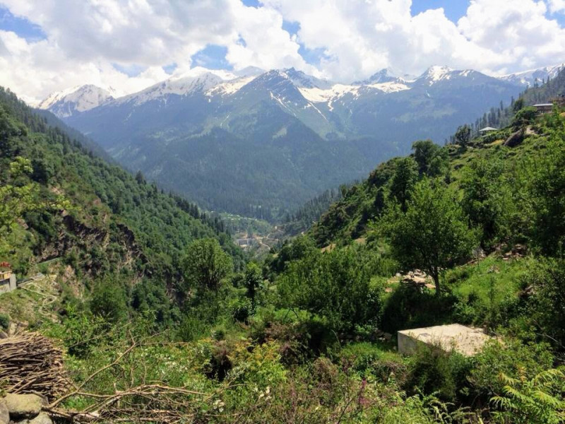 Vue sur la vallée de Parvati où se trouve Kasol