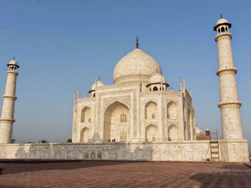 Vue majestueuse sur Le Taj en Mahal 