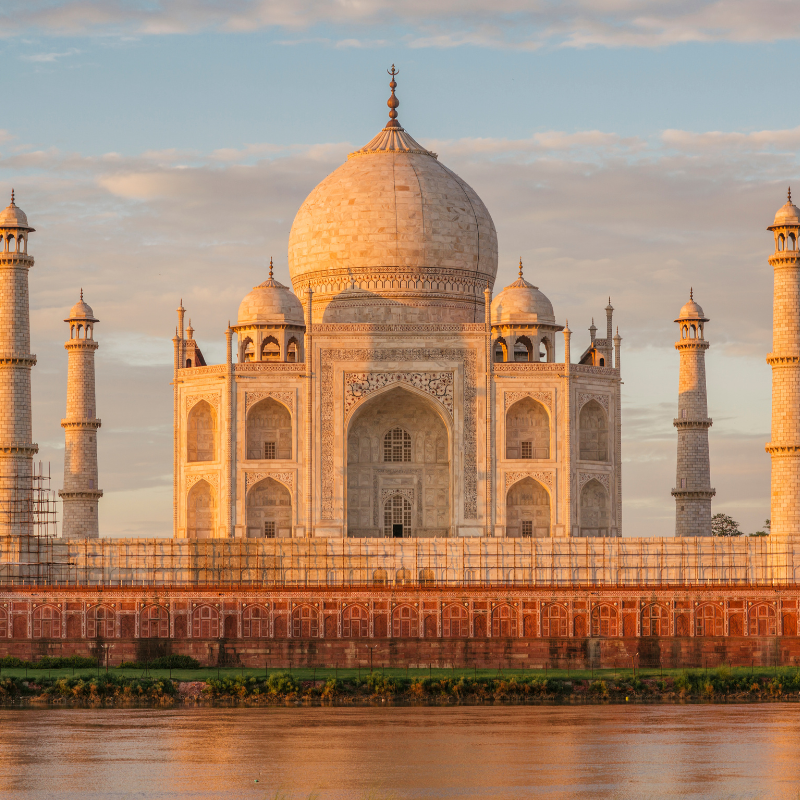 Jour 10 : Visite du Taj Mahal et balade commentée sur l