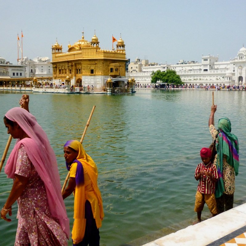 Jour 2. Trajet de Delhi à Amritsar et visite  du temple d